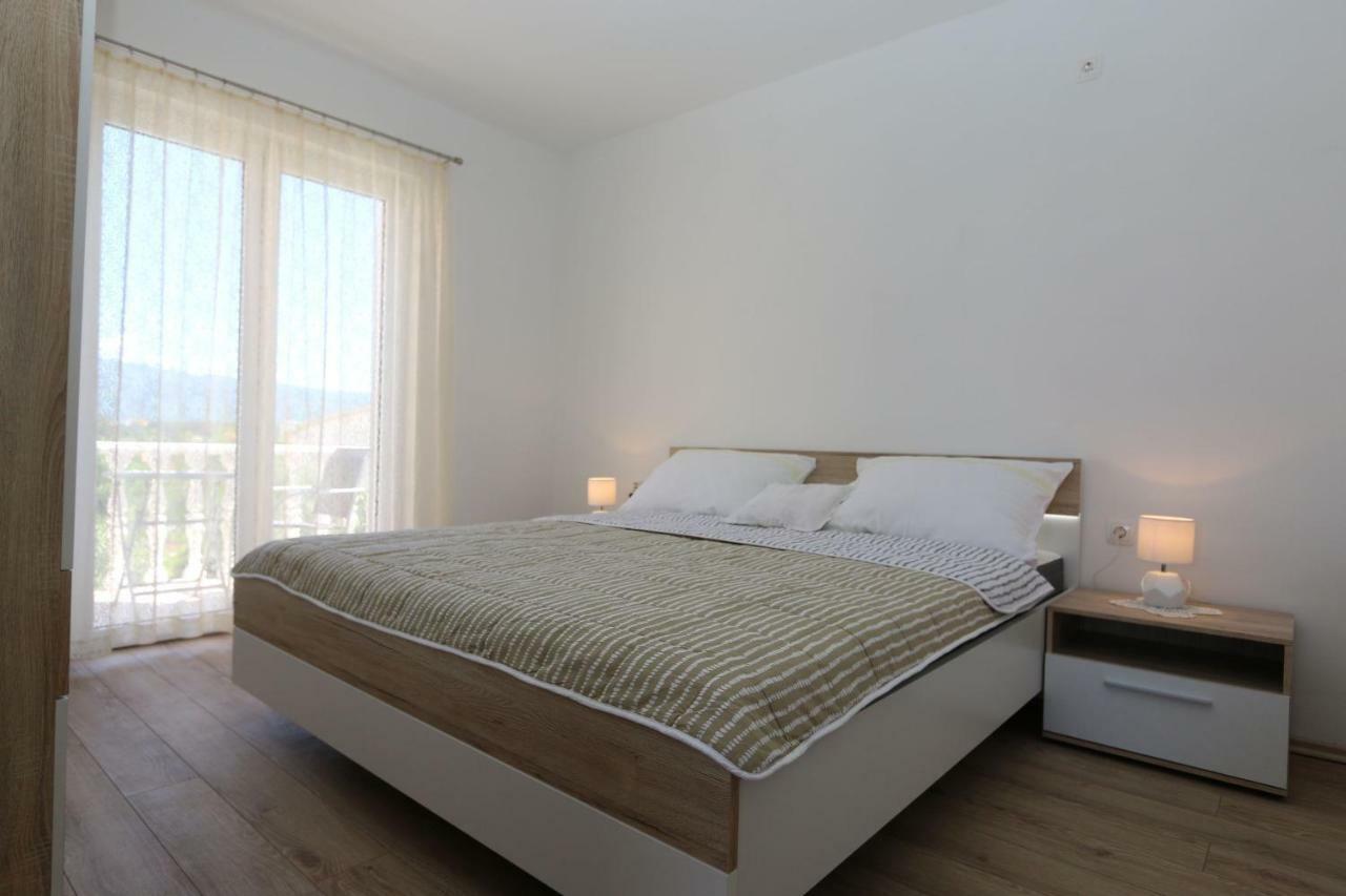 Apartments Mihalic 실로 외부 사진