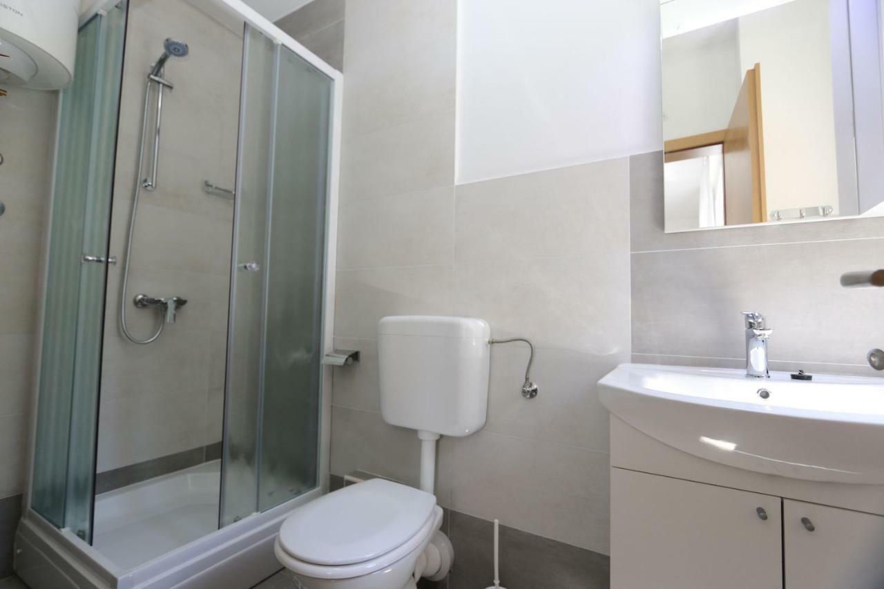 Apartments Mihalic 실로 외부 사진